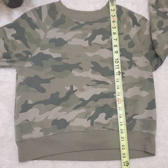 Old Navy Green Camo Vintage Crew-Neck Sweatshirt, Size Small - Picture 5 of 12